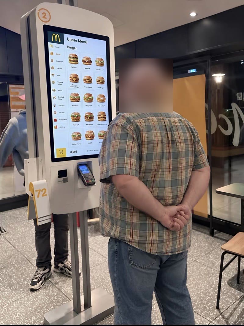 Pantalla de autopedido de McDonald's